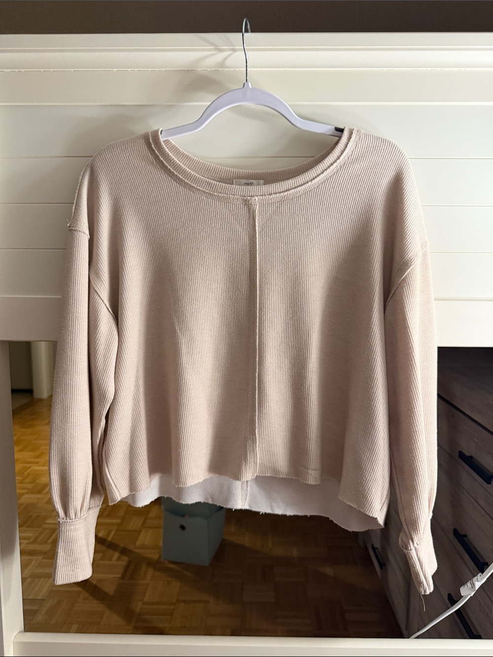 Women's Scoop Neck Ribbed Pullover Sweater in Light Beige